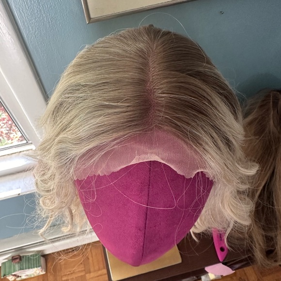 Chelsey Smith Cosmetics Addie - Picture 5 of 13